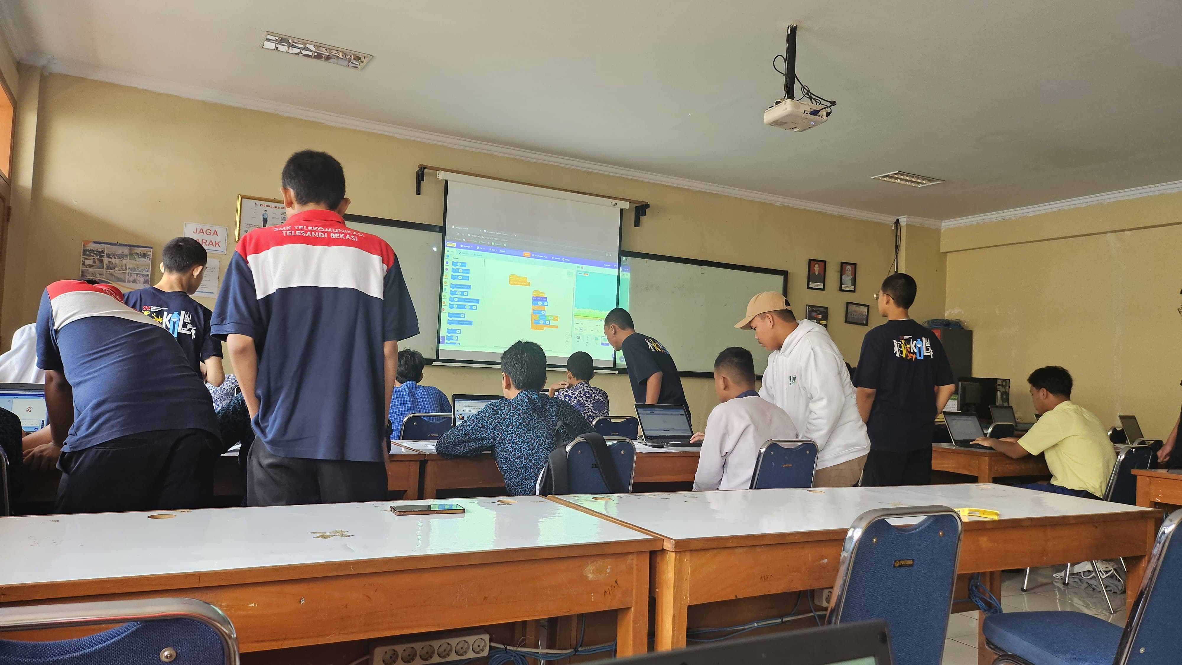 Galeri Syntax Creative